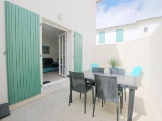 Appartement fonctionnel intra-muros avec cour et garage sécurisé - FR-1-835-1 - Saint-Martin-de-Ré - 6