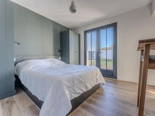 Maison spacieuse 8 personnes, jardin, parking, proche plage - FR-1-835-19 - 1