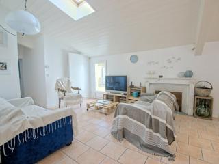 Villa à St-Martin-de-Ré avec piscine chauffée pour 6 pers., 3 chambres - FR-1-835-24 - Saint-Martin-de-Ré - 0
