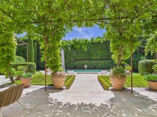 Superbe Maison Climatisée avec Piscine au Cœur de Maussane - Proche Commerces et Activités! - FR-1-599-83 - Maussane les Alpilles - 4