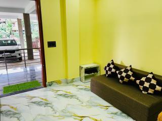 J P Home Stay - Jāmb - 4