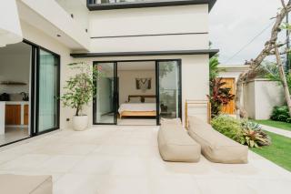 Crystal Spirit 3 - 2BR Villa with ricefield view - Munggu - 4