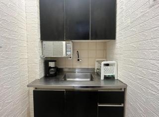 Studio em Copacabana a 65 metros da praia, posto 5 - Rio de Janeiro - 2