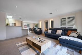 Woodward Villa - 2 Bed 2 Bath, CBD - Orange - 3