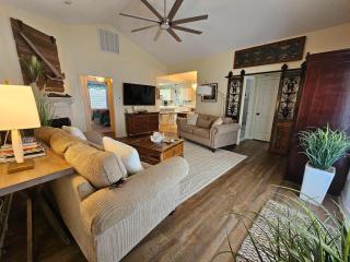 Family -Little Moor R & R- Approx 300 Feet to the Beach - Myrtle Beach - 7