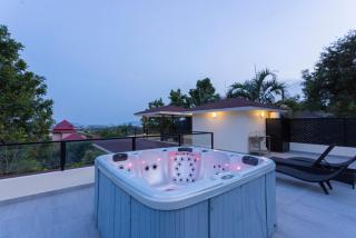 V179 Andaman Breeze 4BR Hilltop Ocean Glimpse - Ban Na Kok - 0