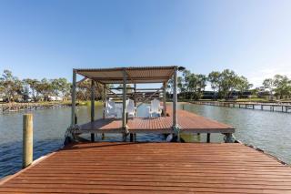 16 Pellaring Lane Pellaring Flat - - 4