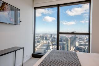Prima Tower - Three Bedroom Apartment with City and Flames Views - Melbourne - 2