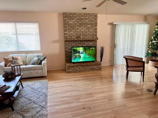 Desert Western House near Wine Country - Hemet - 1