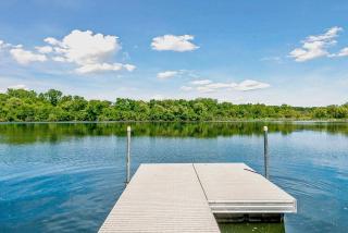 Koselig Cottage on Medicine Lake - Minneapolis - 9