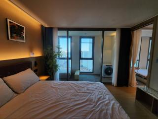 Elbon the stay with A1 - 7