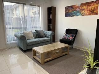 Style Holiday Home with 3 Bed rooms - Melbourne - 8