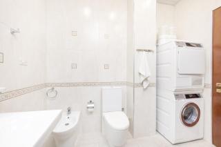 Luxe 3 Bedroom with 2 Baths, Great View, Bulvar Plaza - Erevan - 1