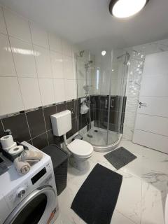 Velvet Oasis - SelfCheckIn - Zagreb - 5