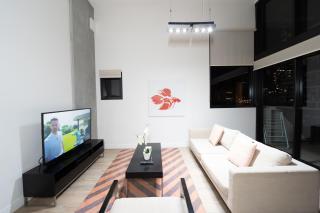 Modern 2BR 2BA Apartment with Parking in South Brisbane - Brisbane - 7