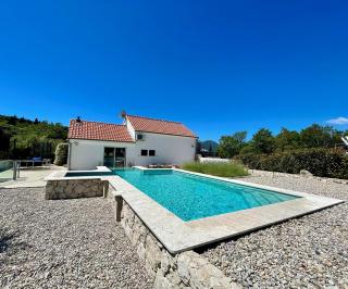 Vacation House Lavanda NEW! Heated pool - 1