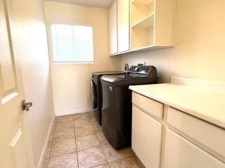 Room in Cheerful 2-bed House - Shared bathroom - Las Vegas - 5