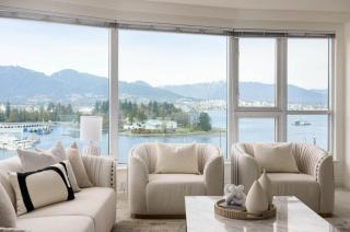 Coal Harbour Chic 2BR Apartment with Balcony and Waterfront Access - Vancouver - 6