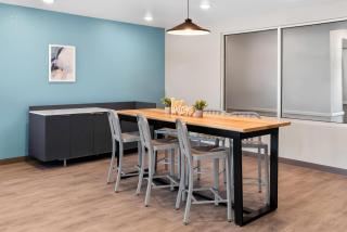WoodSpring Suites Greenville Airport - Greenville - 4