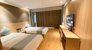 Jin Ding Hong Tai Hotel - Peking - 9