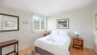 One Of The Best - Beautiful Location - Yamba - 4