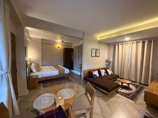 Paramount Apartment & Rooms - - 0