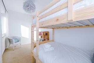 Ascot House - Buxton - 6