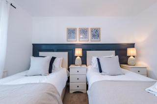 Ascot House - Buxton - 7