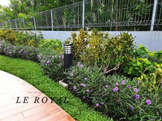 Le Royal Benson Apartment at Supermal Pakuwon - Surabaya - 7