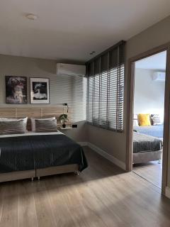 Luxor Premium Suites - Thessaloniki - 9