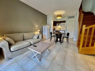 résidence avec piscines à proximité de Gordes - 8