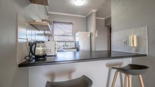 Menlyn Place 515 - Pretoria - 7