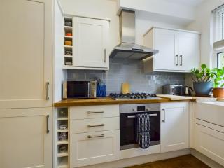 Stylish 1Bedroom Retreat in Vibrant Leyton Pass the Keys - Londra - 3