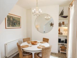 Launcher's Cottage - Scarborough - 1