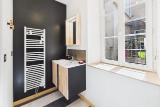 Stylish Renovated Flat in Central Clermont-Ferrand 2 min from Jaude! - Clermont-Ferrand - 3