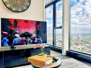 Highrise Best Location 2 Bedrooms & 2 Bathrooms - Melbourne - 9