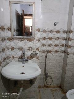 Hotel Hardik Palace - 4