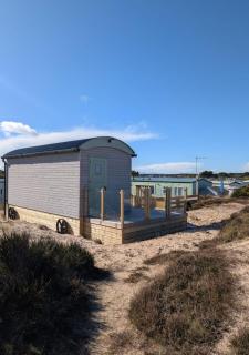 Shephards Hut by the Beach - Findhorn - 9