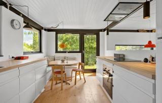 Awesome Home In Knebel - Ørby - 4