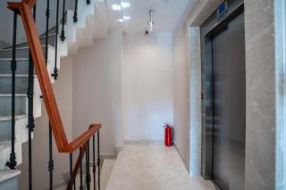 Smart and Simple Hotel Karakoy - 3