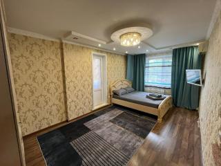 Квартира с ремонтом на углу Естая-Камзина - Pavlodar - 3