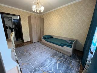 Квартира с ремонтом на углу Естая-Камзина - Pavlodar - 1