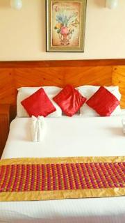 Urban Black Hotel - Darjeeling - 0