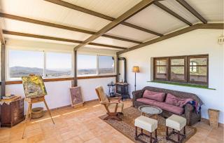 Stunning Home In Periana - 4