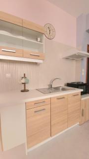 Adorable Downtown Home - 6