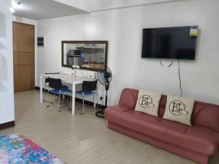 LDN Two Palm Tree Newport Home - Manila - 3