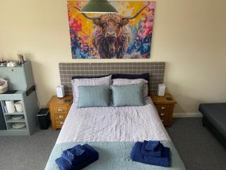 Heads In Beds, The Bull Room - Thirsk - 3