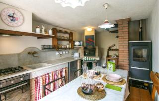 Awesome Home In Querceta With Wifi - 7