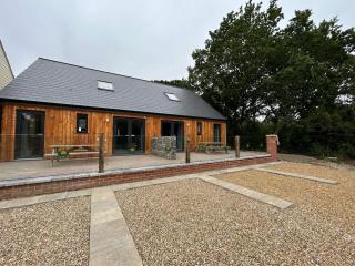 7 - Otters Halt, Norfolk - - 2