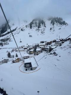 Arlberg Motel - Stuben am Arlberg - 9
